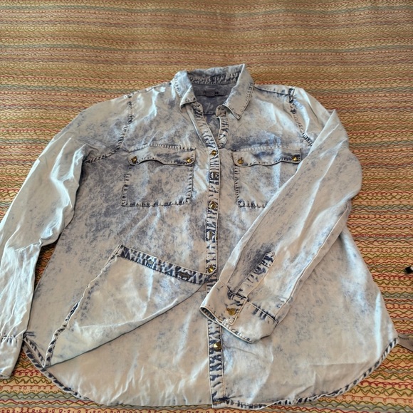 Forever 21 Light Blue Tie-Dye Button Front Shirt Size Large - Picture 1 of 7